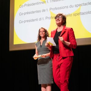 Eröffnungsabend, Sandra Künzi und Cristina Galbiati, die Co-Präsidentinnen von t. Theaterschaffen Schweiz skb-22---erffnungsabend_52019720705_o Grande